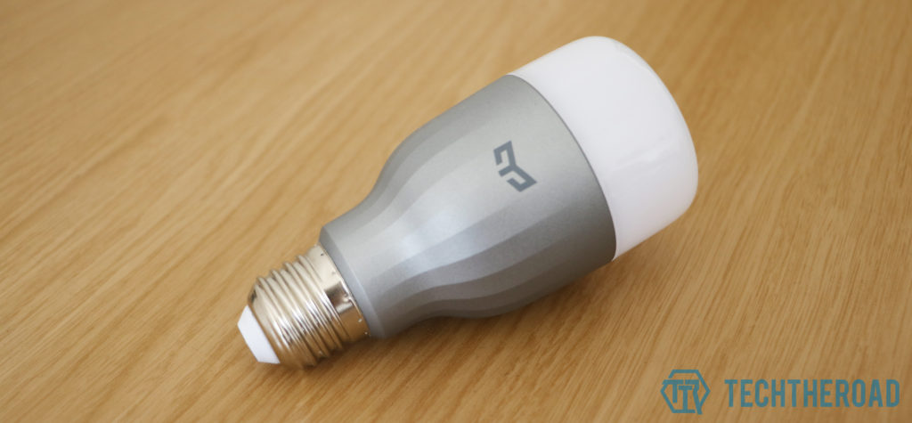 Test de l'ampoule connectée Yeelight E27 RGB de Xiaomi 